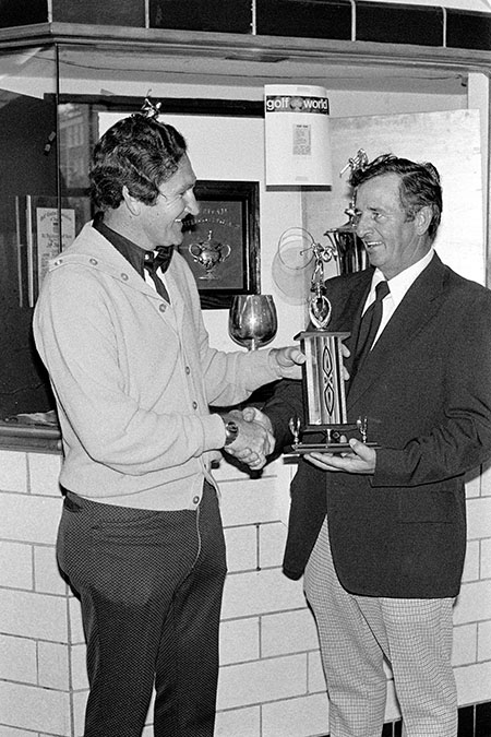 Dick Ellis shares a moment with Hal Morrison,
ETSU’s head men’s golf coach in the 1960s and ’70s whose teams achieved national
prominence.