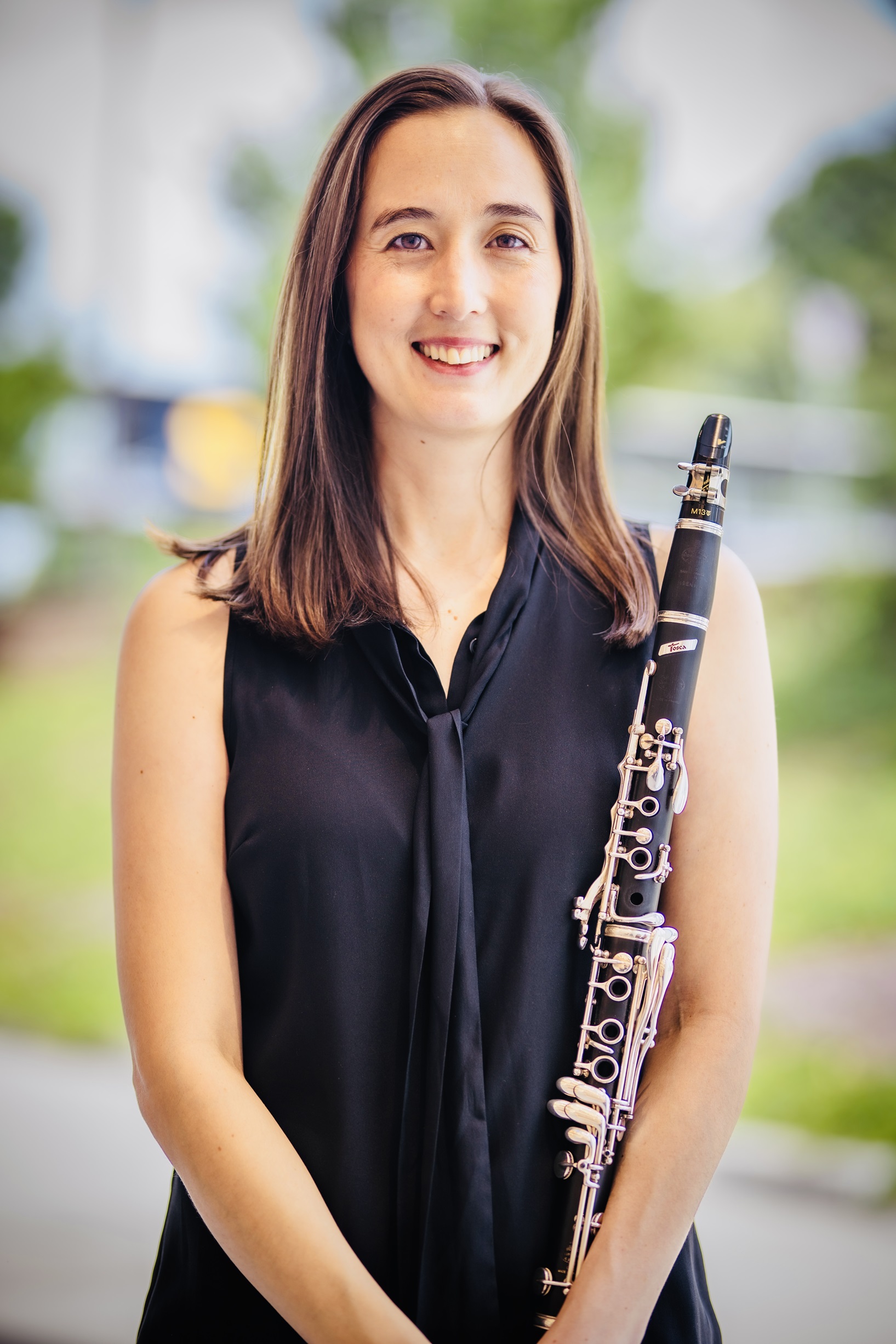 Profile Image of Lisa Perry