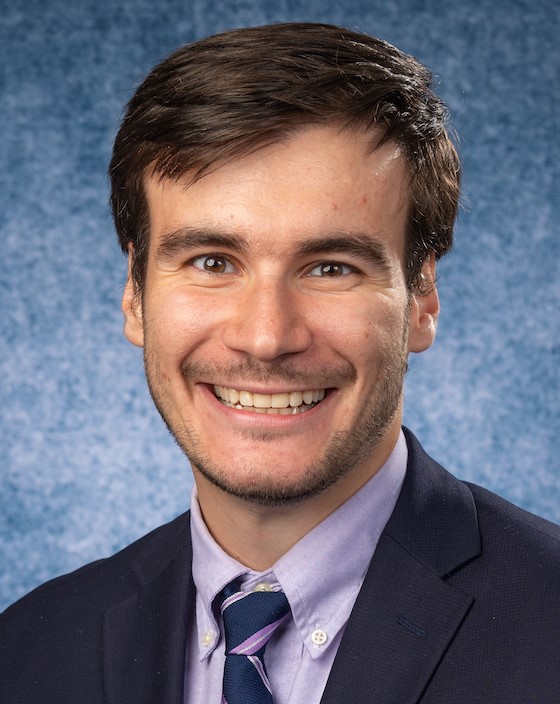 Photo of Henrik Hahamyan, MS3 
Research Liaison
