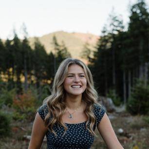 Photo of Annie Davis Office Assistant