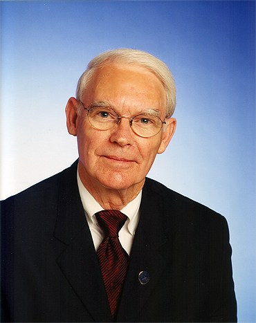 Dr. Robert Patton