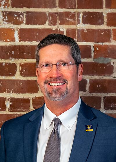 Photo of Dr. Steve Barnett  